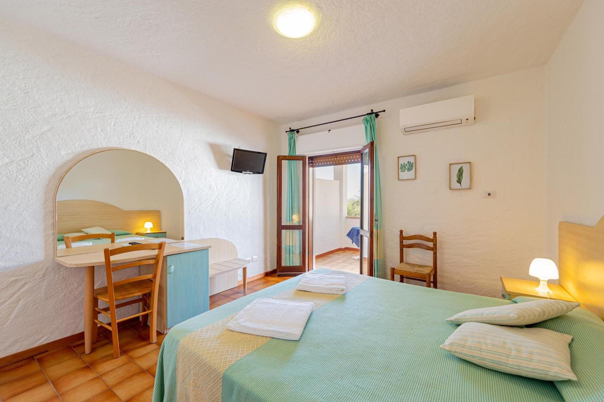Hotel Mare Blue Olbia Exterior photo
