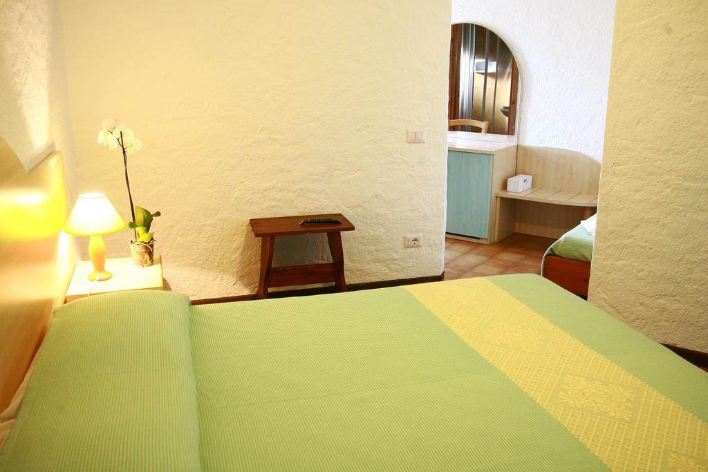 Hotel Mare Blue Olbia Exterior photo